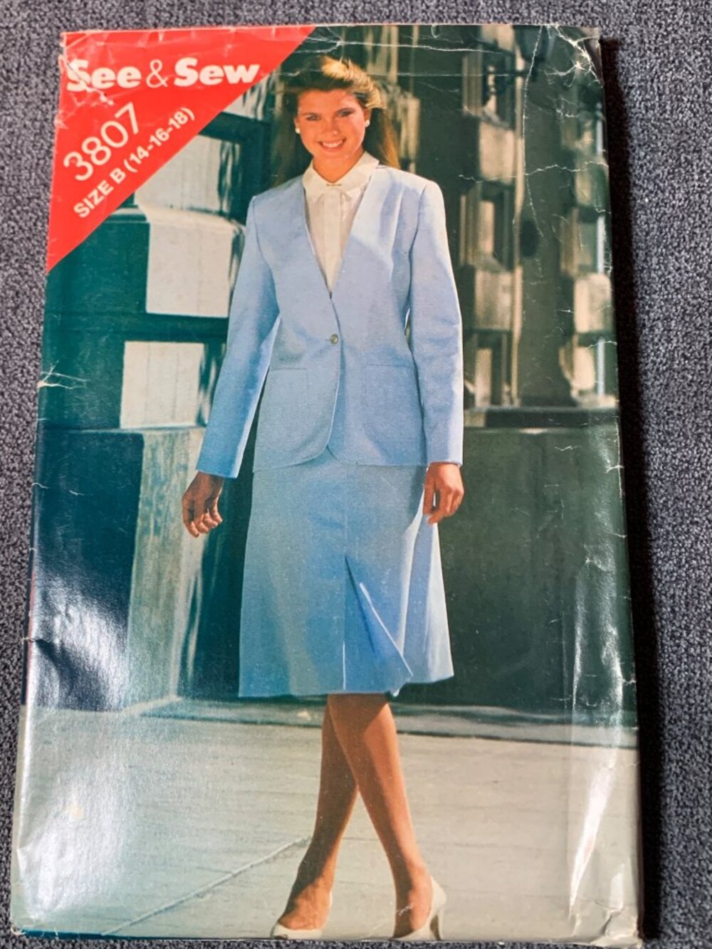 Butterick 3807 Women's Two-Piece Suit Coat Skirt Pattern Size 14-16-18 Uncut